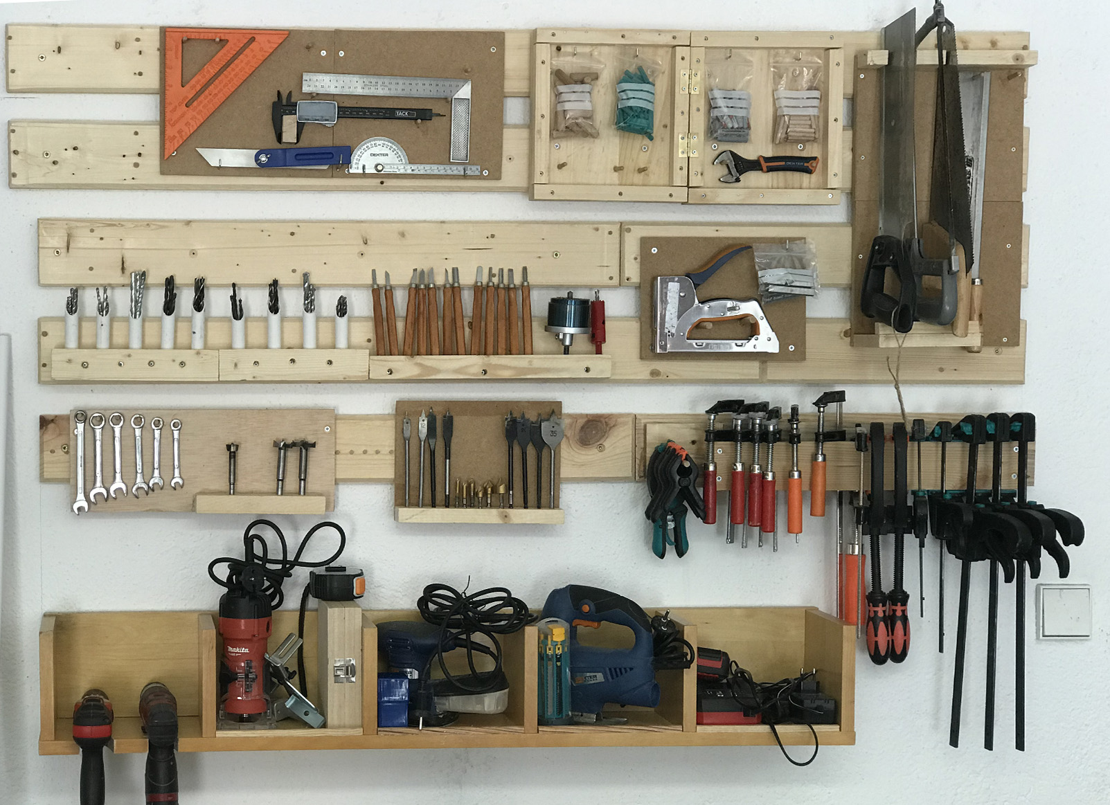 Panel para herramientas con ganchos: Ideas para organizarlo