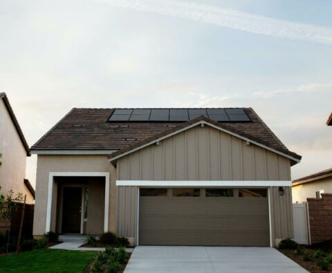 Paneles Solares Para Casa: Funcionamiento, Requisitos Y Cómo Instalarlos