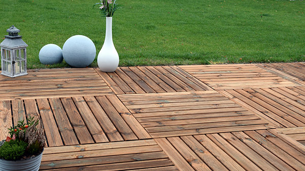 Cómo poner un suelo de madera para tu terraza exterior