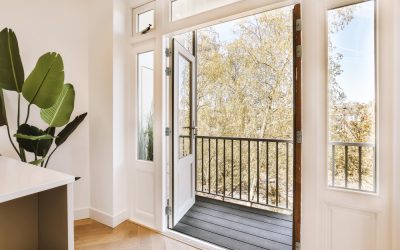 ¿Cómo cambiar una ventana por una puerta balconera?